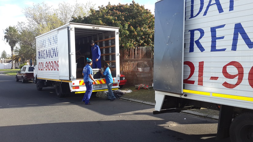 Day night removals 5